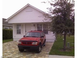 374 Leawood Cir., Naples, FL