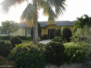 489 Cypress Way, Naples, FL 34110