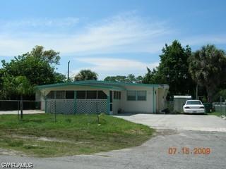 2991 Lunar St., Naples, FL