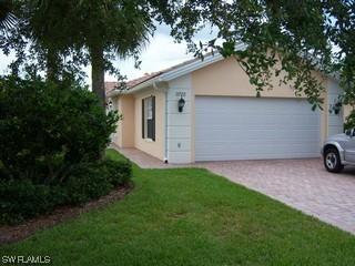 3722 Yakobi Ln., Naples, FL