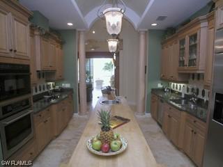 2762 Medallist Ln., Naples, FL 34109