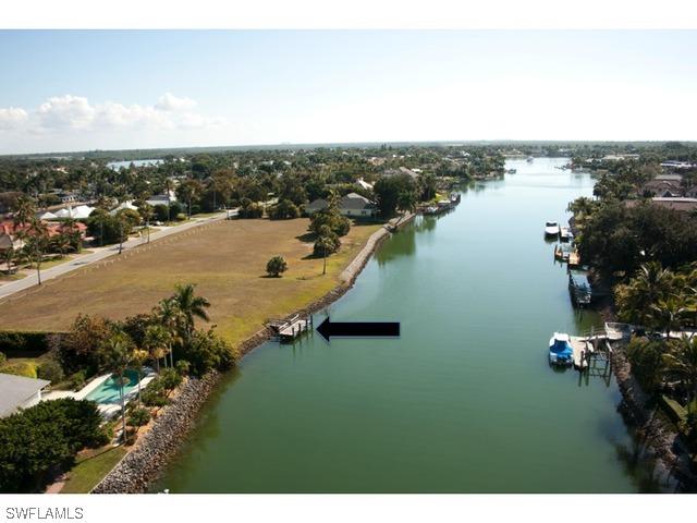 3200 Gin Ln., Naples, FL 34102