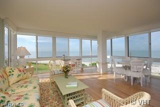 2121 Gulf Shore Blvd. #101, Naples, FL