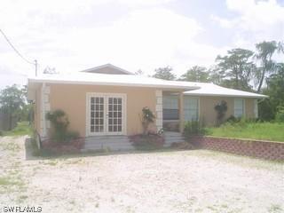 240 6th St., Naples, FL 34117