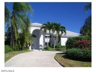 515 Inlet Dr., Marco Island, FL 34145