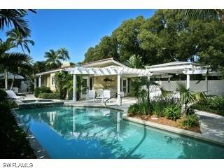 316 3rd Ave., Naples, FL 34102