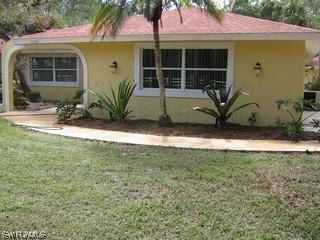 6940 Bottlebrush Ln., Naples, FL 34109