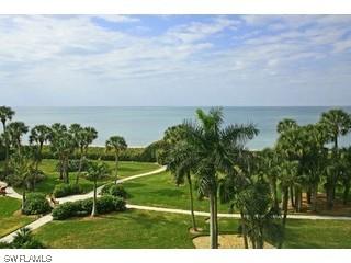 10851 Gulfshore Dr. #304, Naples, FL