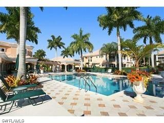 665 Via Mezner #203, Naples, FL 34108