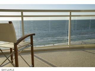 11125 Gulf Shore Dr. #704, Naples, FL 34108