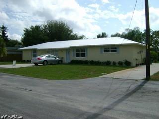 2772 Riverview Dr., Naples, FL 34112