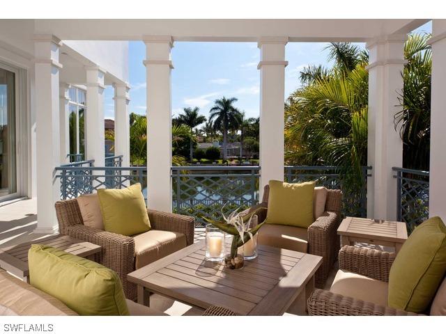 1748 Gulfshore Blvd. #5B, Naples, FL 34102