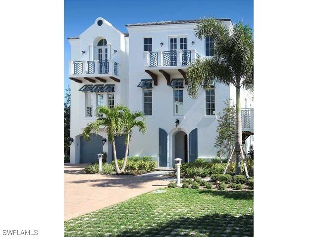 1736 Gulf Shore Blvd. #8B, Naples, FL 34102