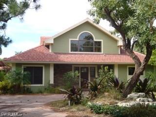 651 Broad Ct., Naples, FL 34102