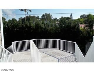 512 96th Ave., Naples, FL 34108