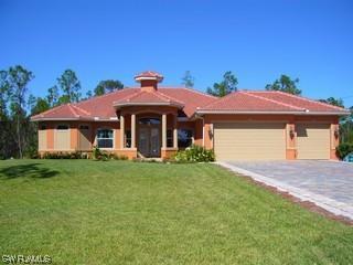 10675 Red Dragon Ln., Bonita Springs, FL 34135