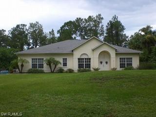 2040 20th Ave., Naples, FL 34120