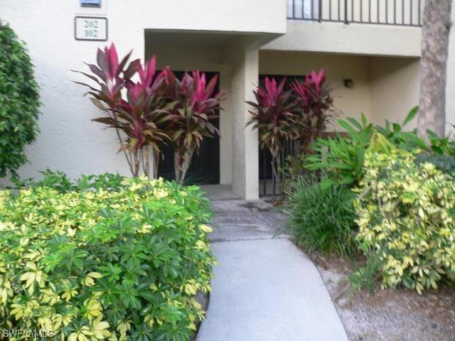 1826 Kings Lake Blvd. #102, Naples, FL 34112