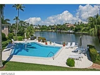 1568 Gulf Shore Blvd. #8, Naples, FL
