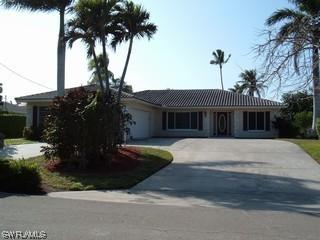 1960 Sandpiper St., Naples, FL