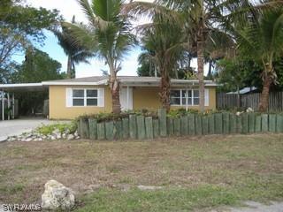 2823 Gulfview Dr., Naples, FL 34112