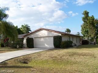 930 Rosea Ct., Naples, FL 34104