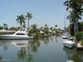 2140 Tarpon Rd., Naples, FL 34102