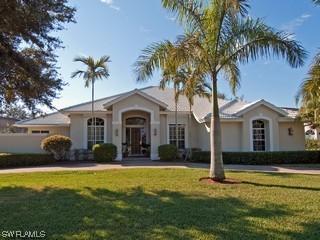1920 Manchester Cir., Naples, FL