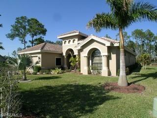 1001 Tivoli Ct., Naples, FL 34104