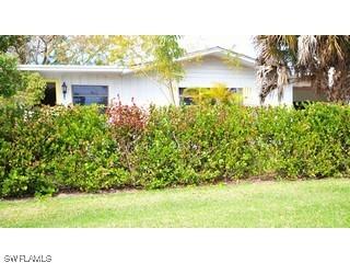 475 Southwest Blvd., Naples, FL