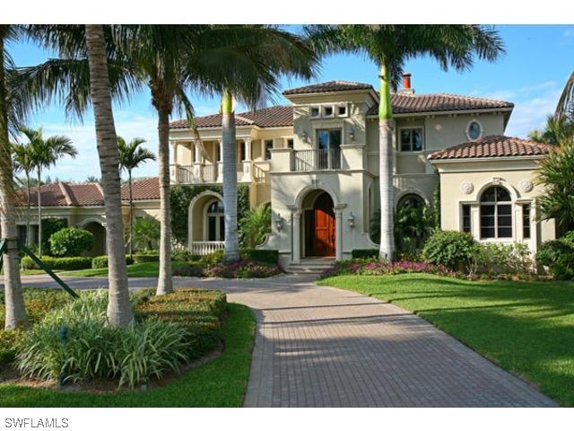 9779 Bentgrass Bend, Naples, FL 34108