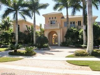 1290 Waggle Way, Naples, FL