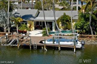 284 Trade Winds Ave., Naples, FL 34108