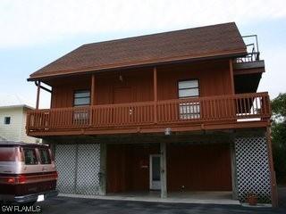 520 111th Ave., Naples, FL 34108