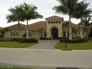 7707 Trent Ct., Naples, FL 34113
