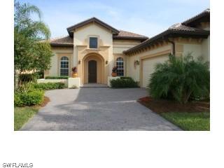 7672 Sussex Ct., Naples, FL 34113