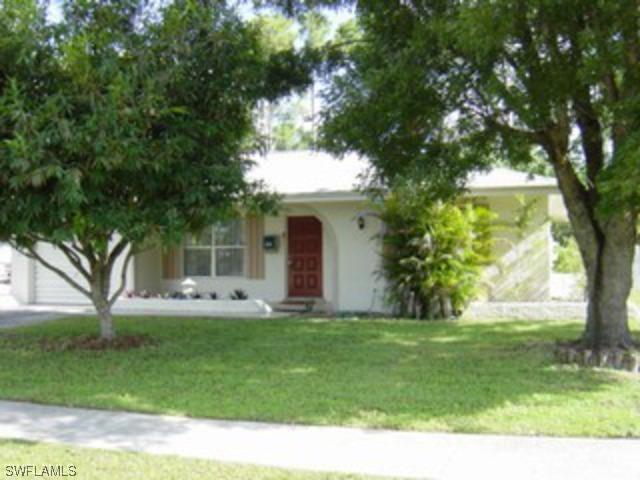 2593 Poinciana St., Naples, FL 34105