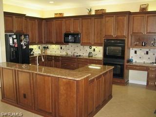 2297 Guadelupe Dr., Naples, FL