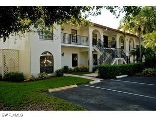 220 Deerwood Cir. #7-6, Naples, FL