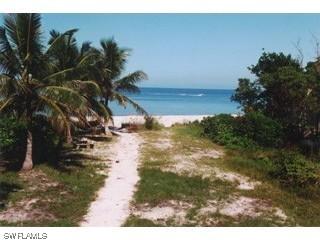 10181 Keewaydin, Naples, FL 34102