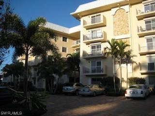 3000 Gulf Shore Blvd. #205, Naples, FL 34103