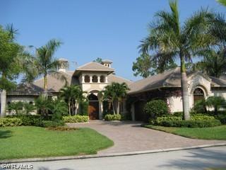 7527 Treeline Dr., Naples, FL 34119