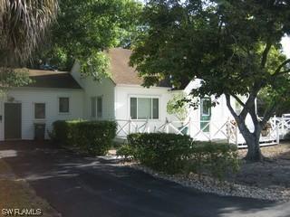 1205 Sandpiper St., Naples, FL 34112