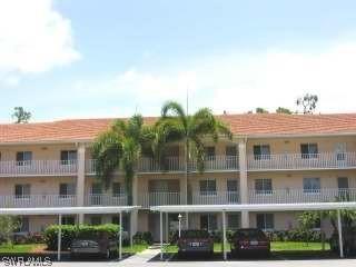 7105 Dennis Cir. #102, Naples, FL