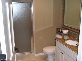 221 9th St S #313, Naples, FL 34102