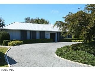 601 Palm Cir., Naples, FL