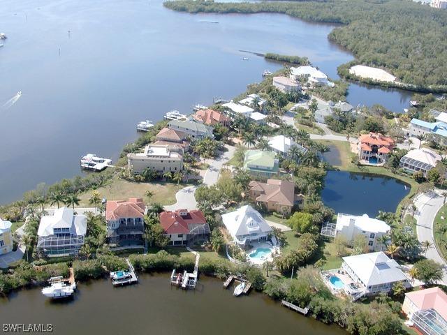 201 San Mateo Dr., Bonita Springs, FL 34134