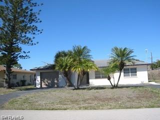 731 96th Ave., Naples, FL 34108