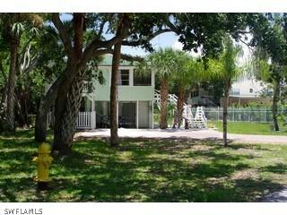 122 Falkirk St., Fort Myers Beach, FL