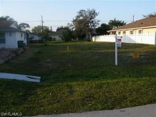 734 98th Ave., Naples, FL